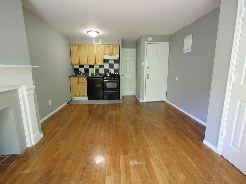 2nd image of 512 E 5th St APT 5