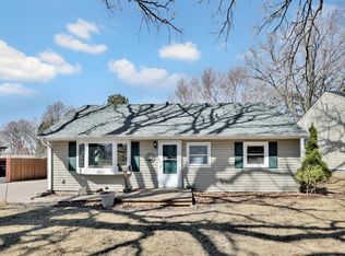 1955 Polaris Pl, North Saint Paul, MN 55109