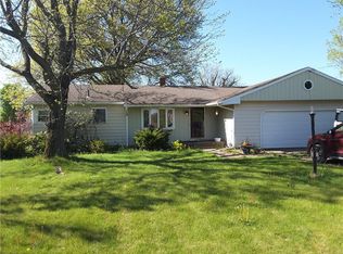 1542 E Grandview Blvd, Erie, PA 16510