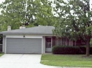 8817 E Forteen Mile Rd, Sterling Heights, MI 48312