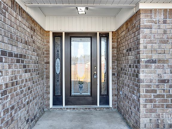 5th image of 125 Shawn Ct