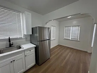 323 1/4 S Avenue 20 — Photo 10