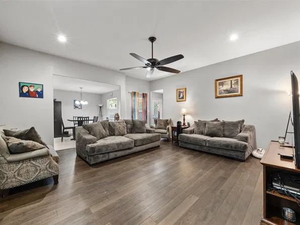 620 Apple Cross Ct, Waco, TX 76706