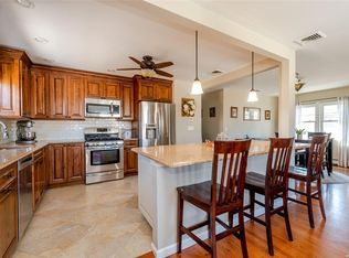 426 Mildred St, Oceanside, NY 11572