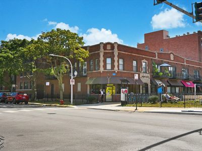 3765 N Racine Ave APT G, Chicago, IL, 60613