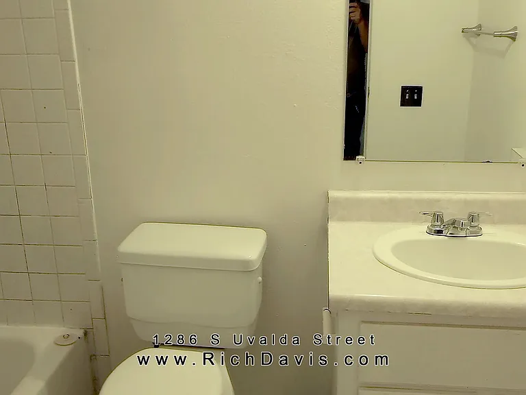 1286 S Uvalda St — Photo 8