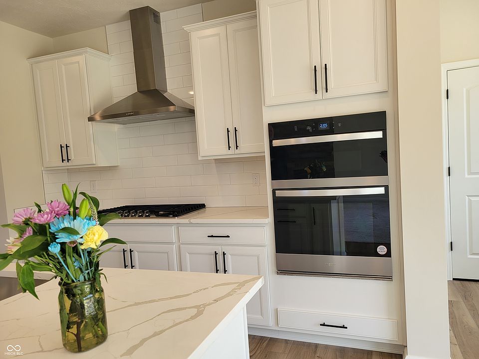 2nd image of 3209 Promenade Way