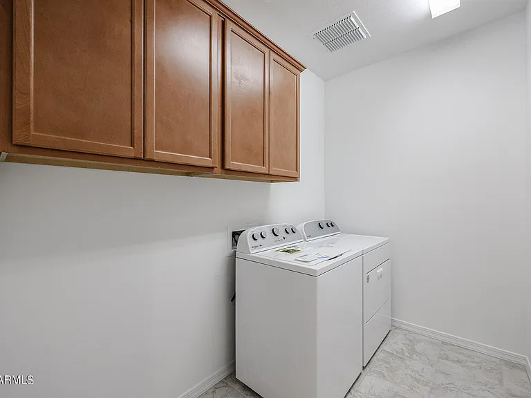 8752 W Medlock Dr — Photo 49