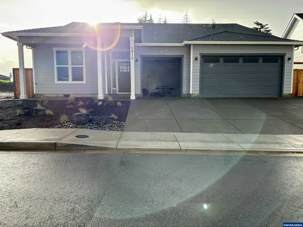 5915 Evangelista St S, Salem, OR 97306