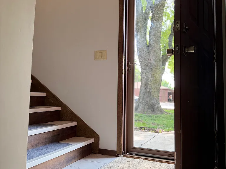 tri-level entrance