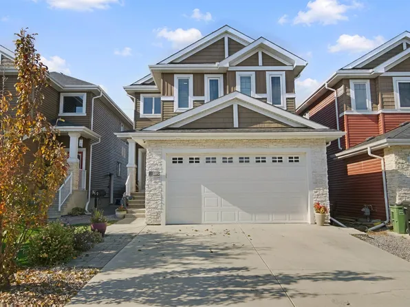 3895 Robins Cres NW, Edmonton, AB T5S 0M8