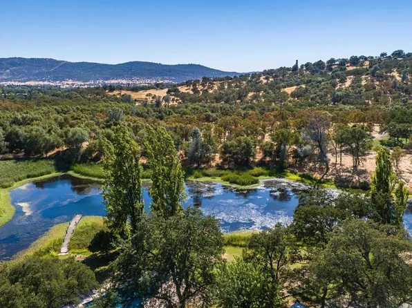 769 Dogtown Rd, Angels Camp, CA 95222