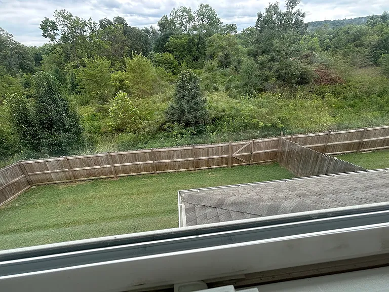 949 E Sparrow Cir — Photo 16