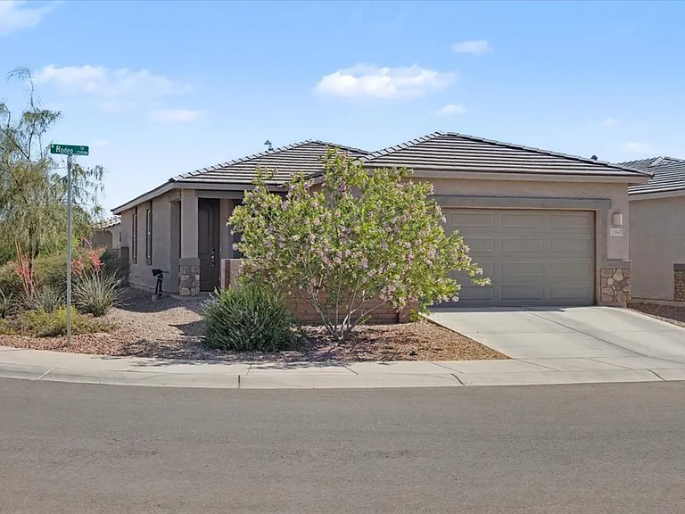 11845 W Rodeo Trl — Photo 2