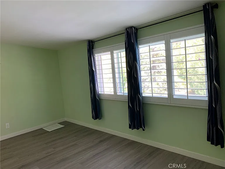23821 Hillhurst Dr #48 — Photo 23
