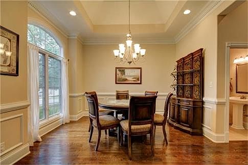 3rd image of 125 Crofton Pl