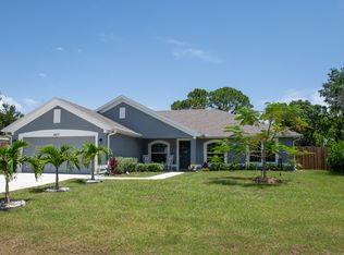 2471 SE Gillette Ave, Port Saint Lucie, FL 34952