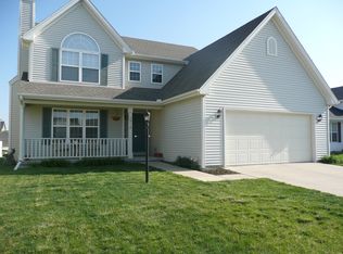 3912 Rockdale Dr, Champaign, IL 61822