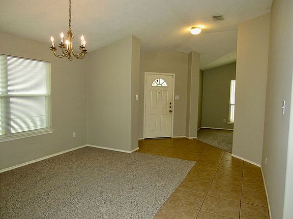 3rd image of 19530 Rum River Ct