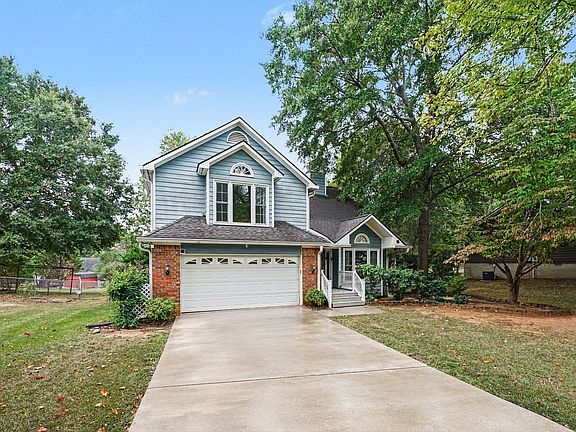 5th image of 150 Ridgeview Dr