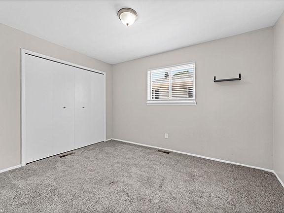 5th image of 23112 Detour St