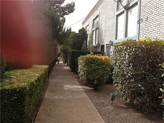 4th image of 6700 Escondido Dr APT G7
