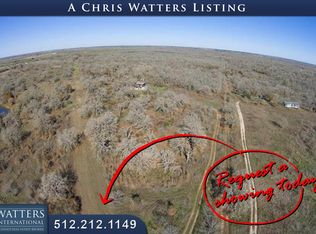 975 Acorn Rd, Lockhart, TX 78644