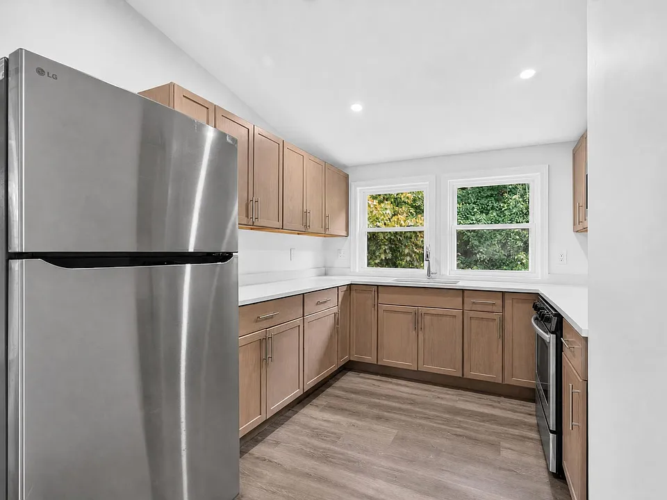 391 Cedar Brook Rd #2