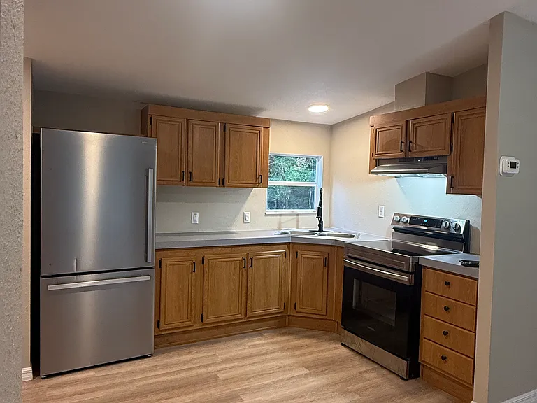 232 SW Dingo Way — Photo 7