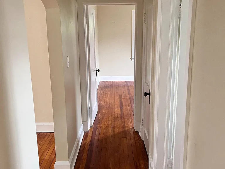 116 2nd Ave — Photo 8