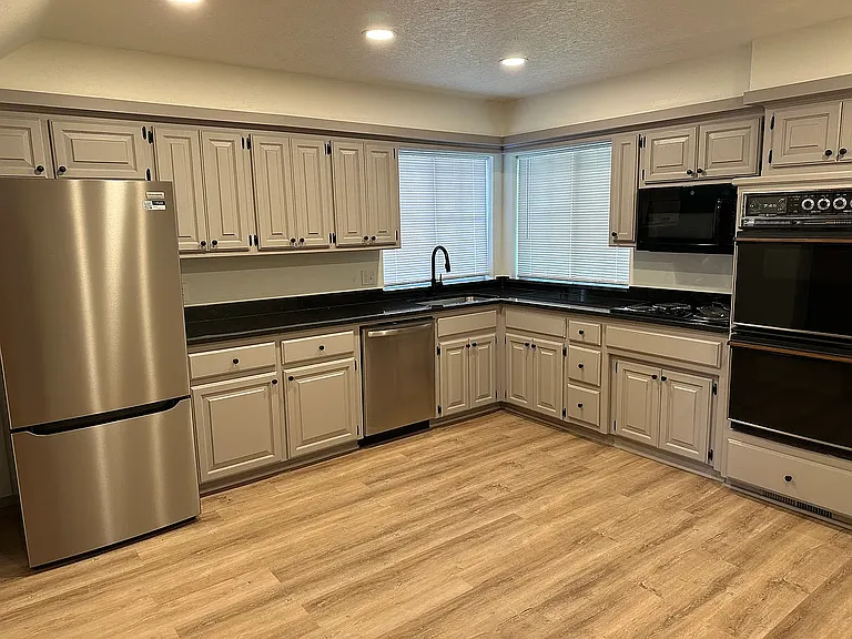 5905 Gaelic Glen Dr #5905 — Photo 4
