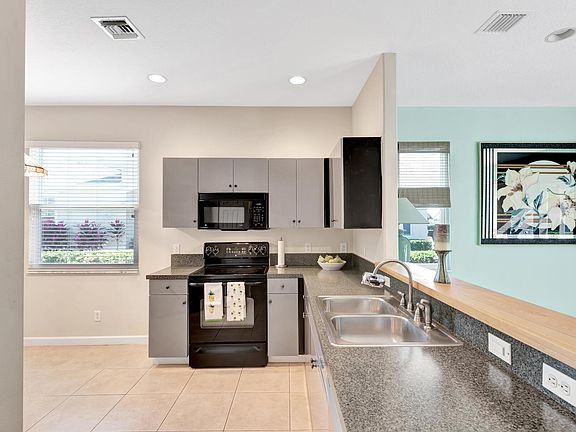 5th image of 6635 Liberty Pl
