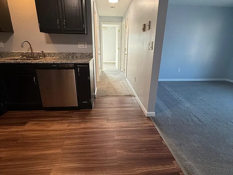 172-174 N Main St #7 — Photo 6