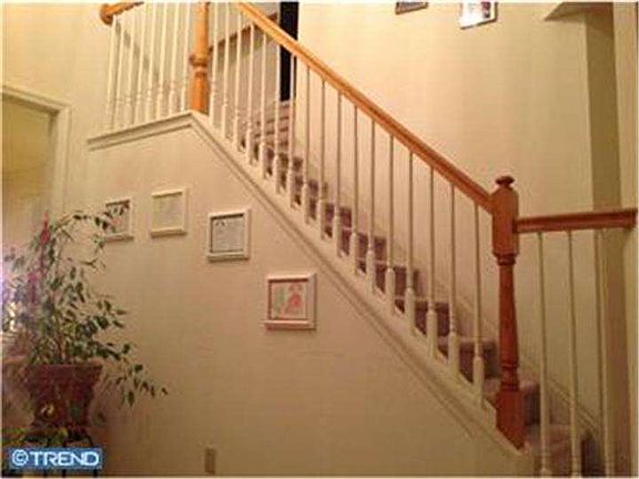 2nd image of 124 Miners Ln