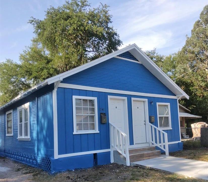 1st image of 947 JAMES AVENUE S