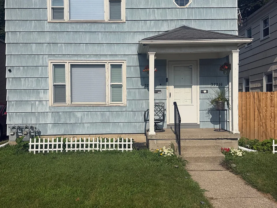 3721 Watson Ave #LOWER