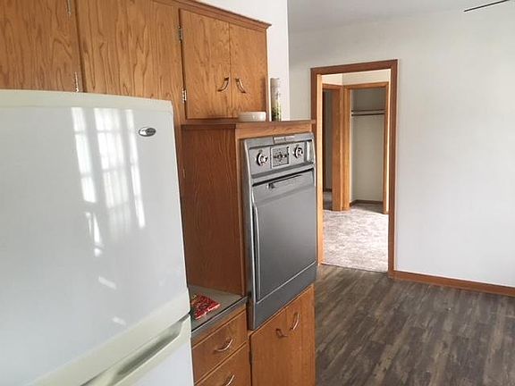 3rd image of 2308 Valley High Dr