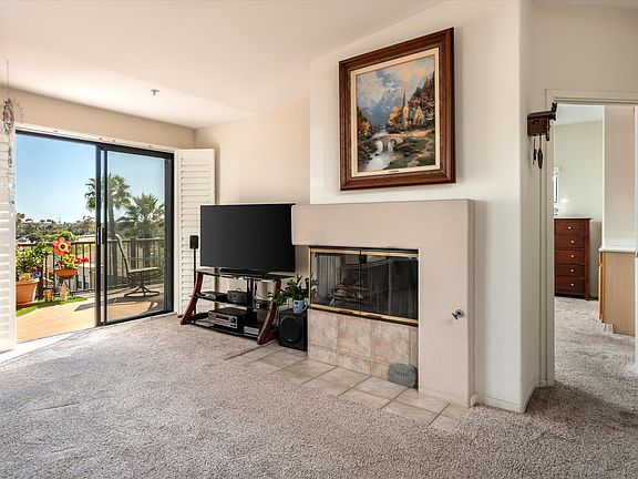 2nd image of 4657 Malaga Cir