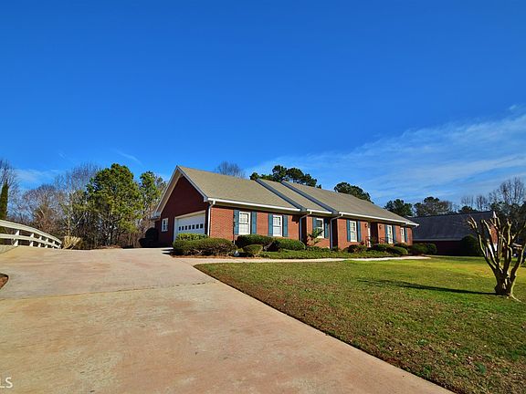 2nd image of 3648 Maple Forge Ln