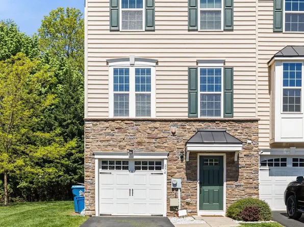 274 Macdonald Ave #22, Wyncote, PA 19095