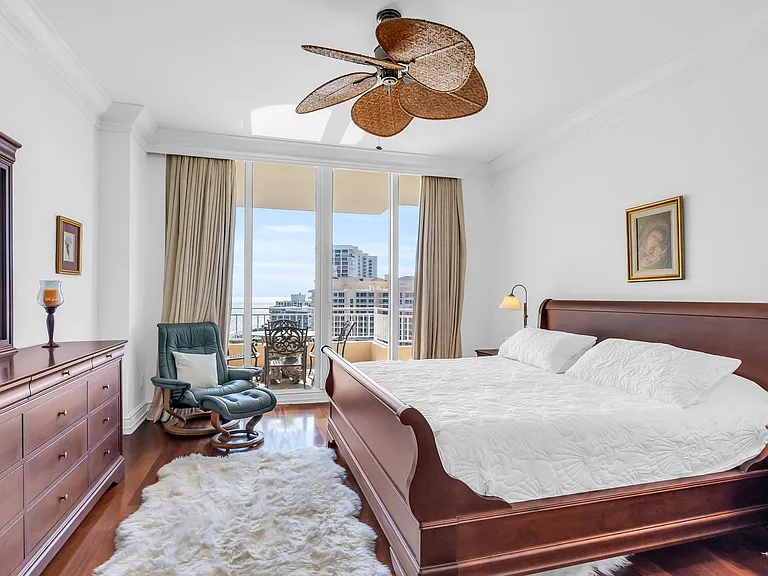 791 Crandon Blvd #Penthouse 4 — Photo 16