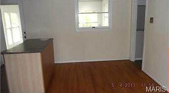 5th image of 3348 Chaucer Ave