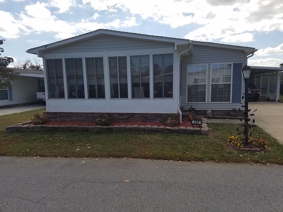1st image of 220 River Oak Cir