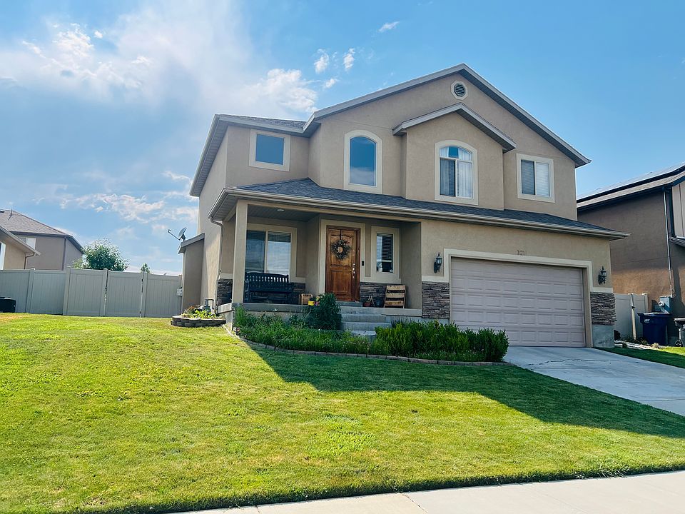 1st image of 721 N Braemar Way