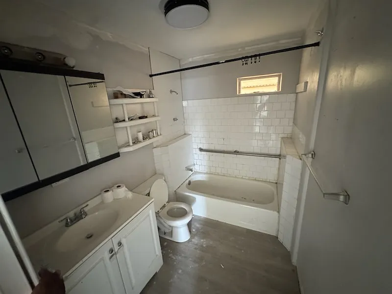 2 bed, 900 sqft, $1,350 — Photo 4