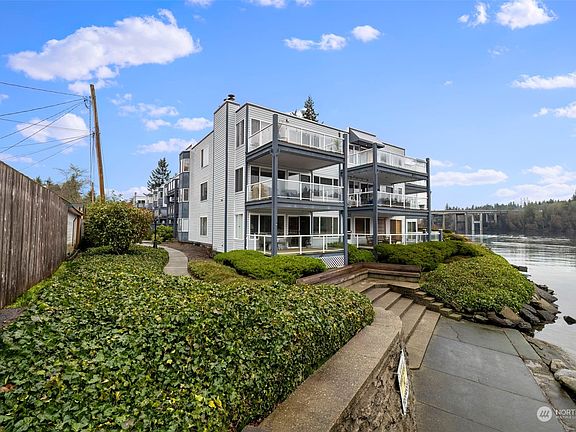 2nd image of 1610 Park Avenue #C2