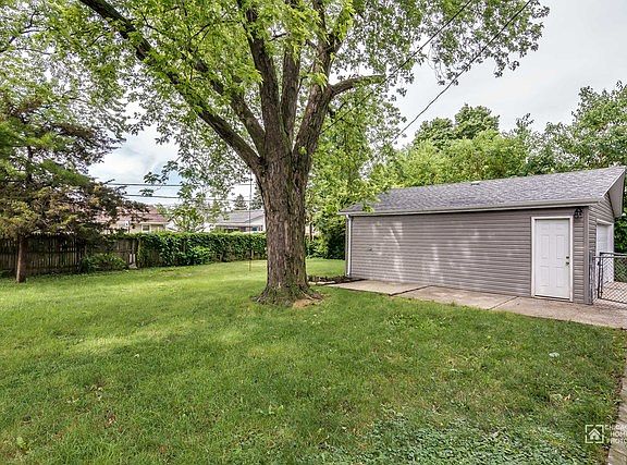 5th image of 411 Morse Dr