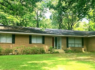 1302 Elm St, Crossett, AR 71635