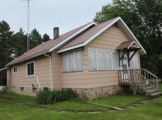 10002 Cypress St, Newald, WI 54511