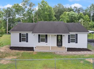 31 Windy Cove Rd, Stanton, KY 40380
